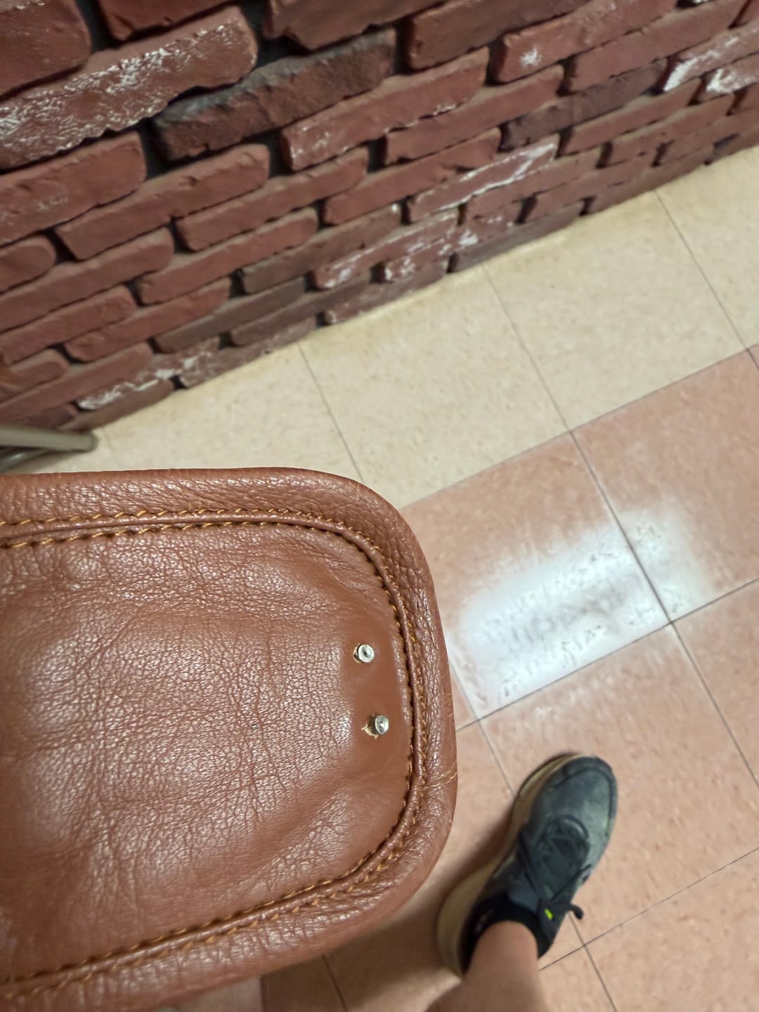 Customer photo review of Extra Large Vintage Leather Rucksack Backpack with Multi Function Pockets