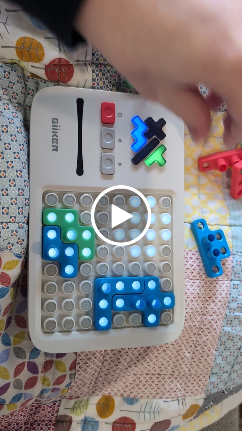 Customer video review of GiiKER Super Blocks Puzzle Games
