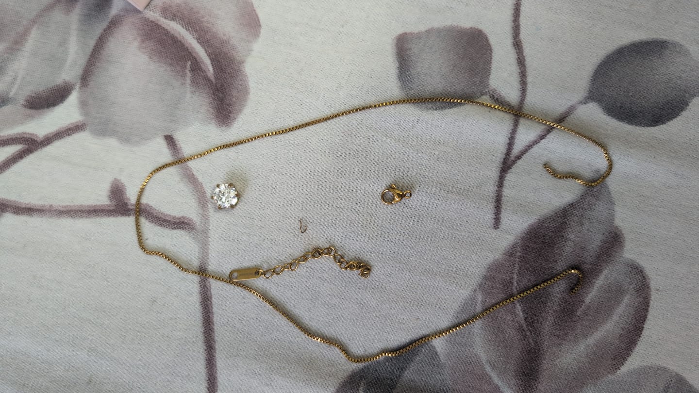 Customer photo review of Endless Heart Charm Set