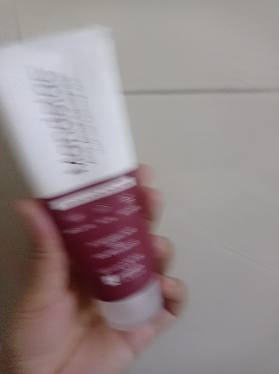 Customer photo review of MandelAC Facewash