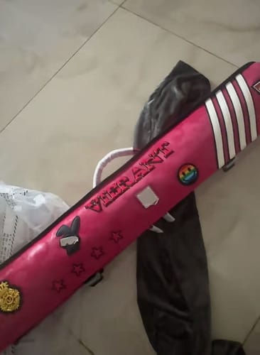 Customer photo review of Lizard Rainbow Series Cue Case 3B4S