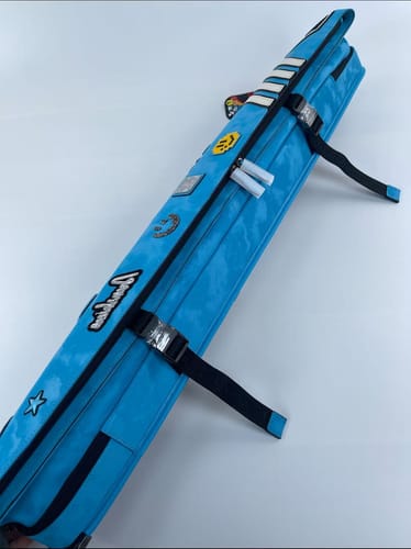 Customer photo review of Lizard Rainbow Series Cue Case 3B4S