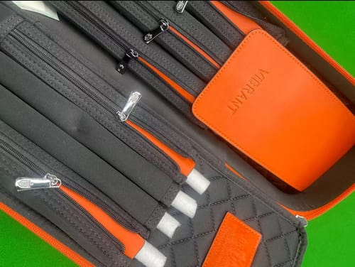 Customer photo review of Lizard Rainbow Series Cue Case 3B4S