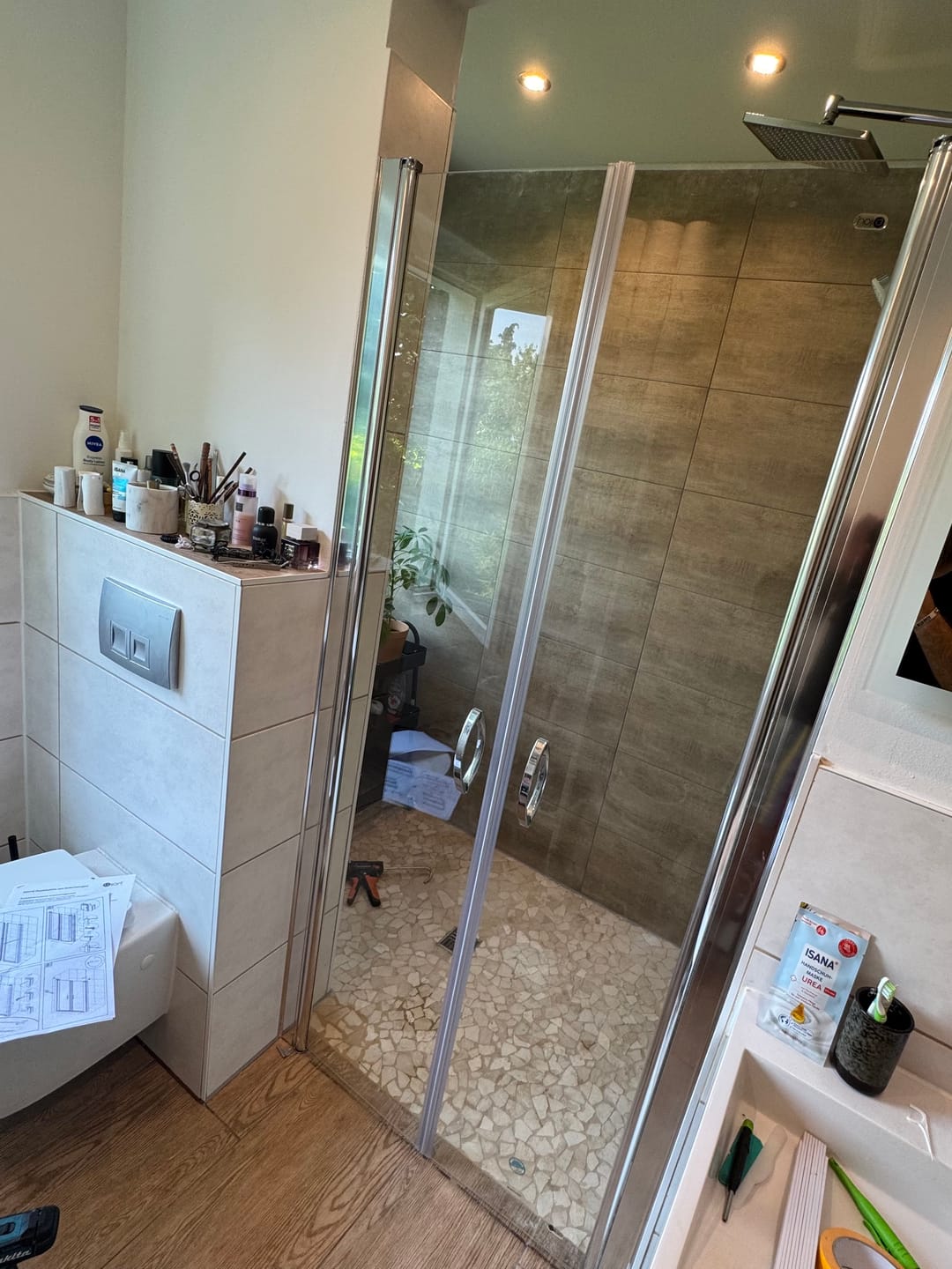Customer photo review of Duschtür Nische mit Pendeltür, Duschkabine Nischentür Dusche - Klarglas