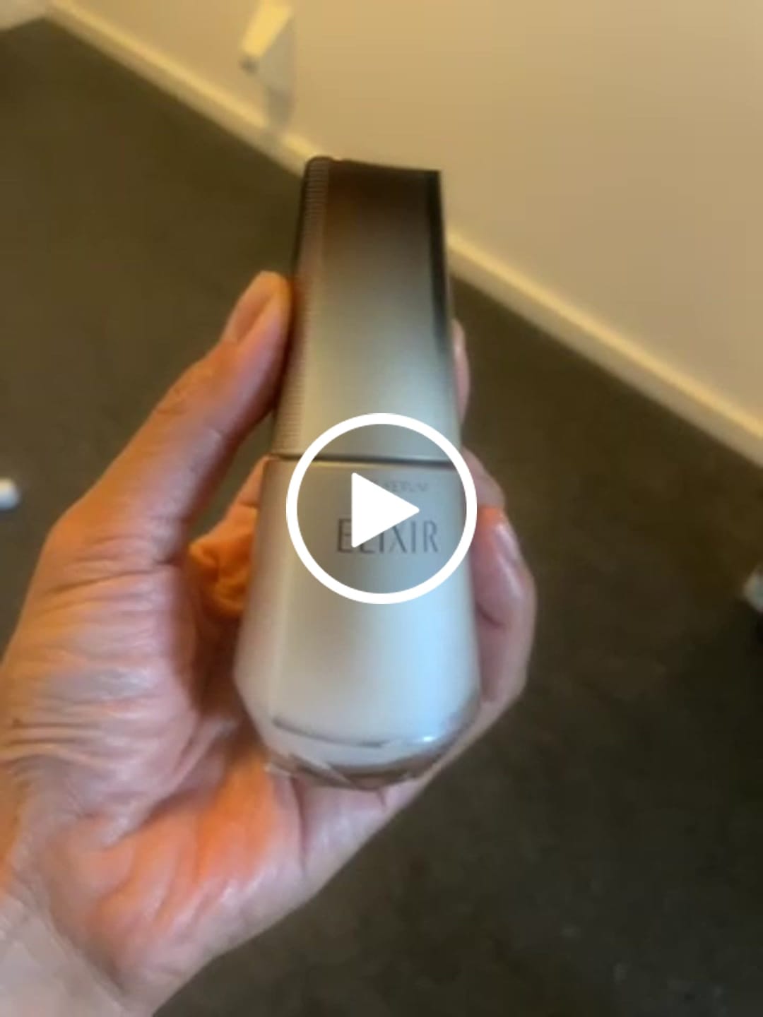 Customer video review of Shiseido Elixir Superieur The Serum 50ml