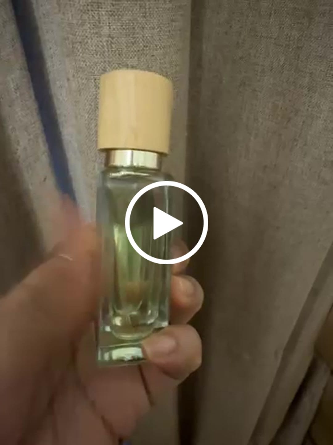 Customer video review of Cèdre Couture