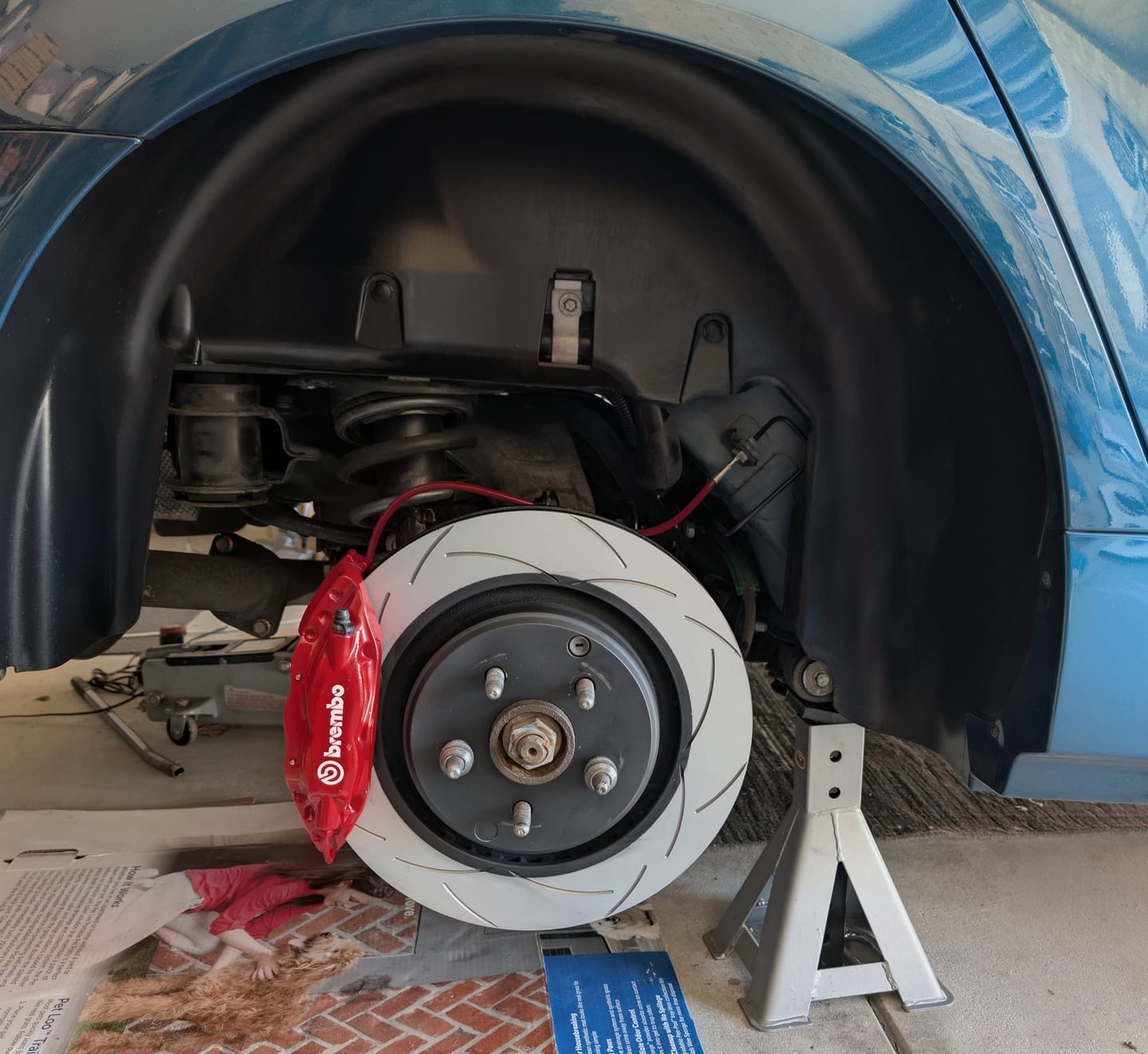 Customer photo review of VE-VF Redline SS 4POTS Rear Calipers compelete kit - with Rotors