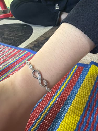 Customer photo review of Noelle Infinity Bracelet