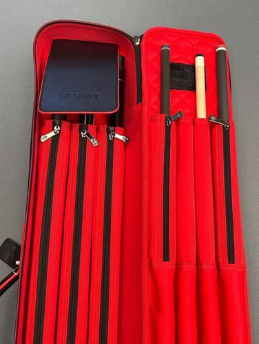 Customer photo review of Lizard Rainbow Series Cue Case 3B4S