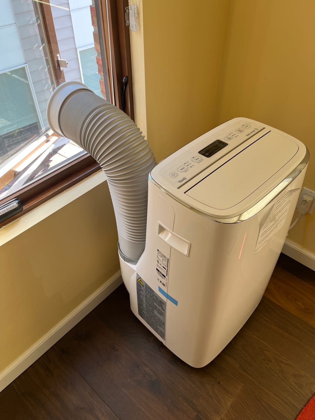 Customer photo review of Custom Portable AC Window Kit for Casement Windows