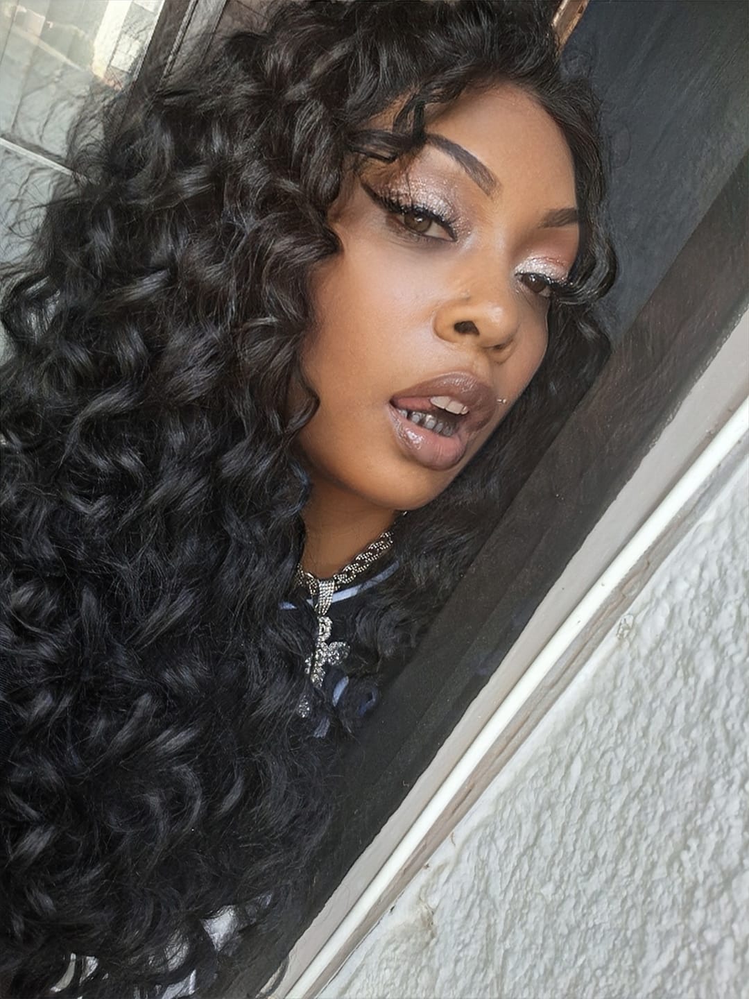 Customer photo review of Sensationnel Butta Lace 90's Bangs Glueless HD Lace Front Wig - 90'S BANGS UNIT 916