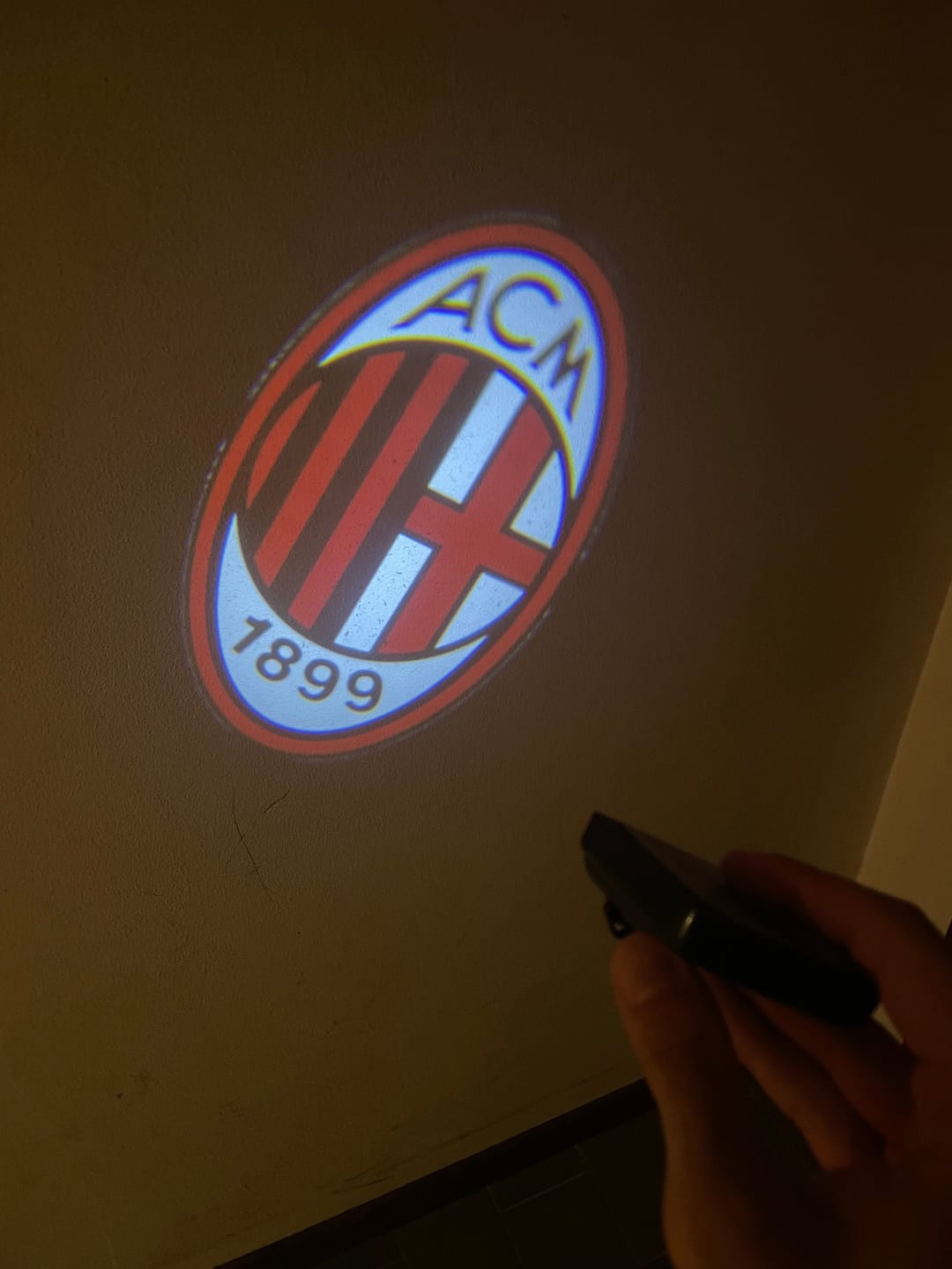 Customer photo review of DriveMode™ Proiettore per tifosi