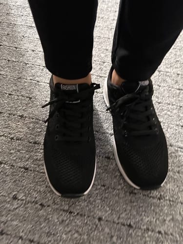 Customer photo review of OrthoCare | Comfortabele Schoenen met Luchtkussenzool