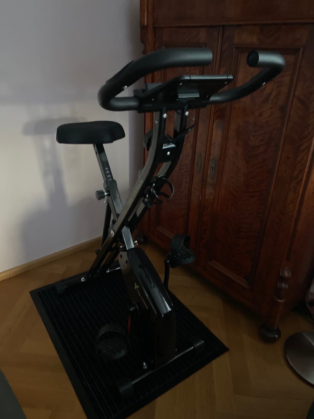 Customer photo review of Tretmann HOME - Klappbarer Heimtrainer
