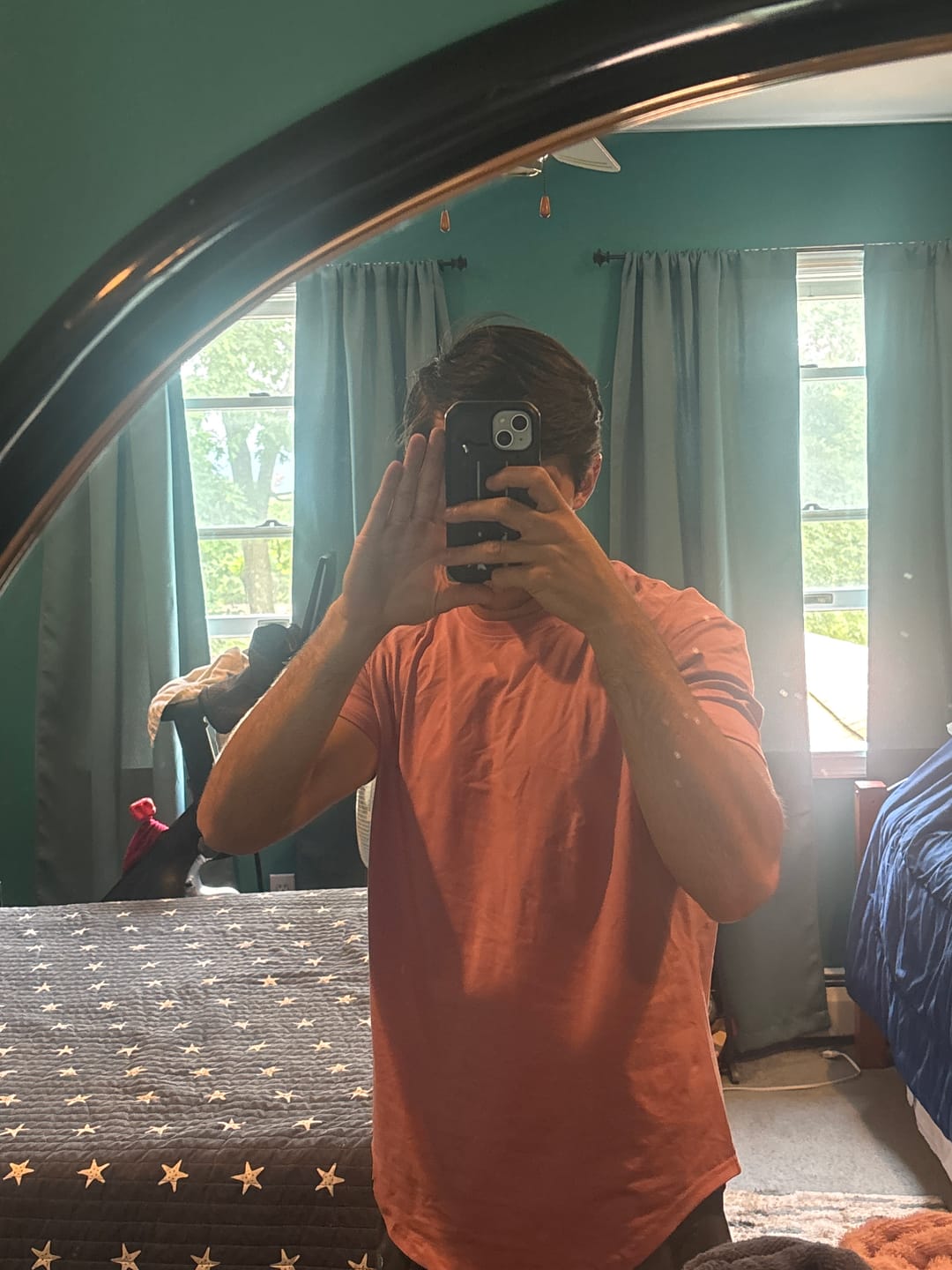 Customer photo review of 021 ESSENTIAL DROP-CUT T-SHIRT