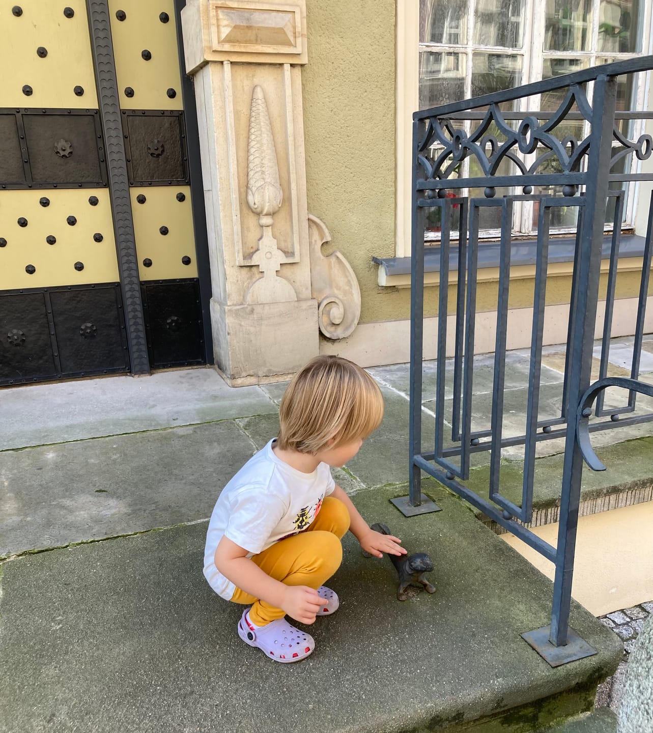 Customer photo review of Gold Leggings
