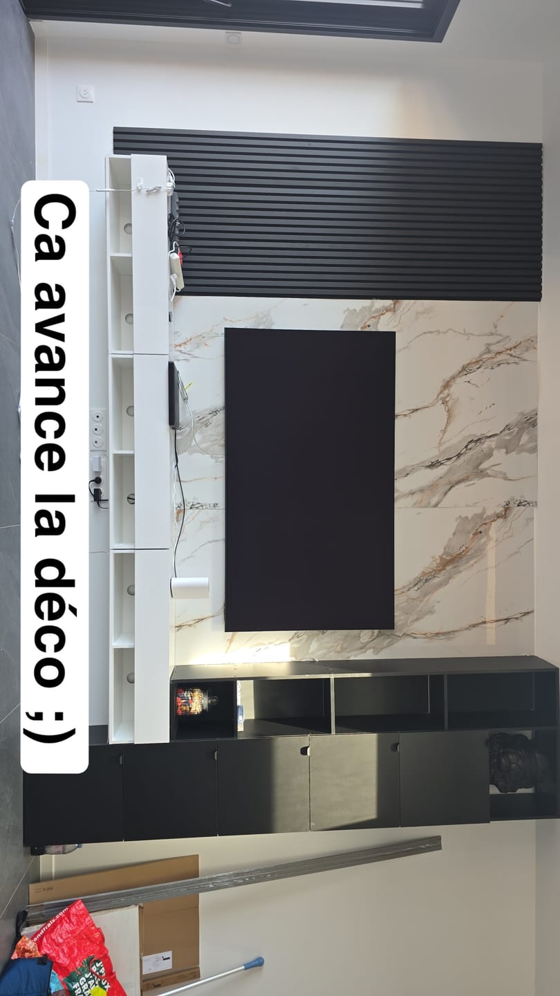 Customer photo review of Panneau Mural PVC Effet Marbre Blanc Marron - 260 x 120 CM