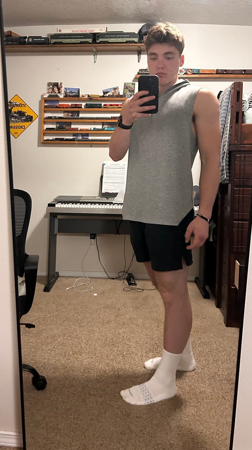 Customer photo review of Essential Sleeveless Hoodie