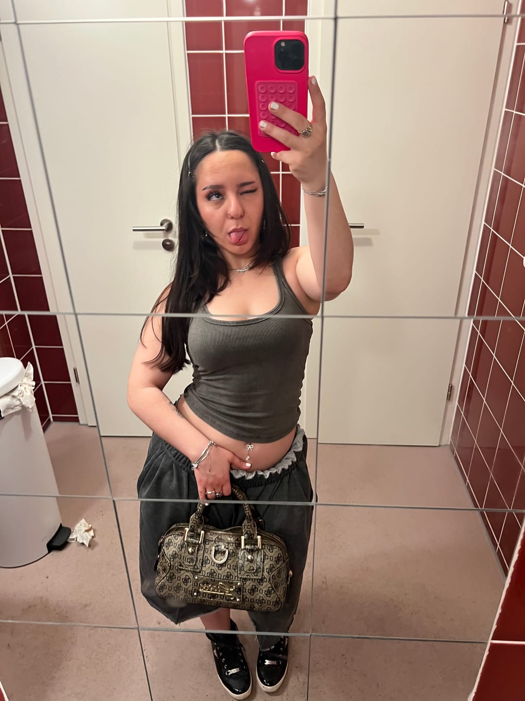 Customer photo review of Velvet Wing