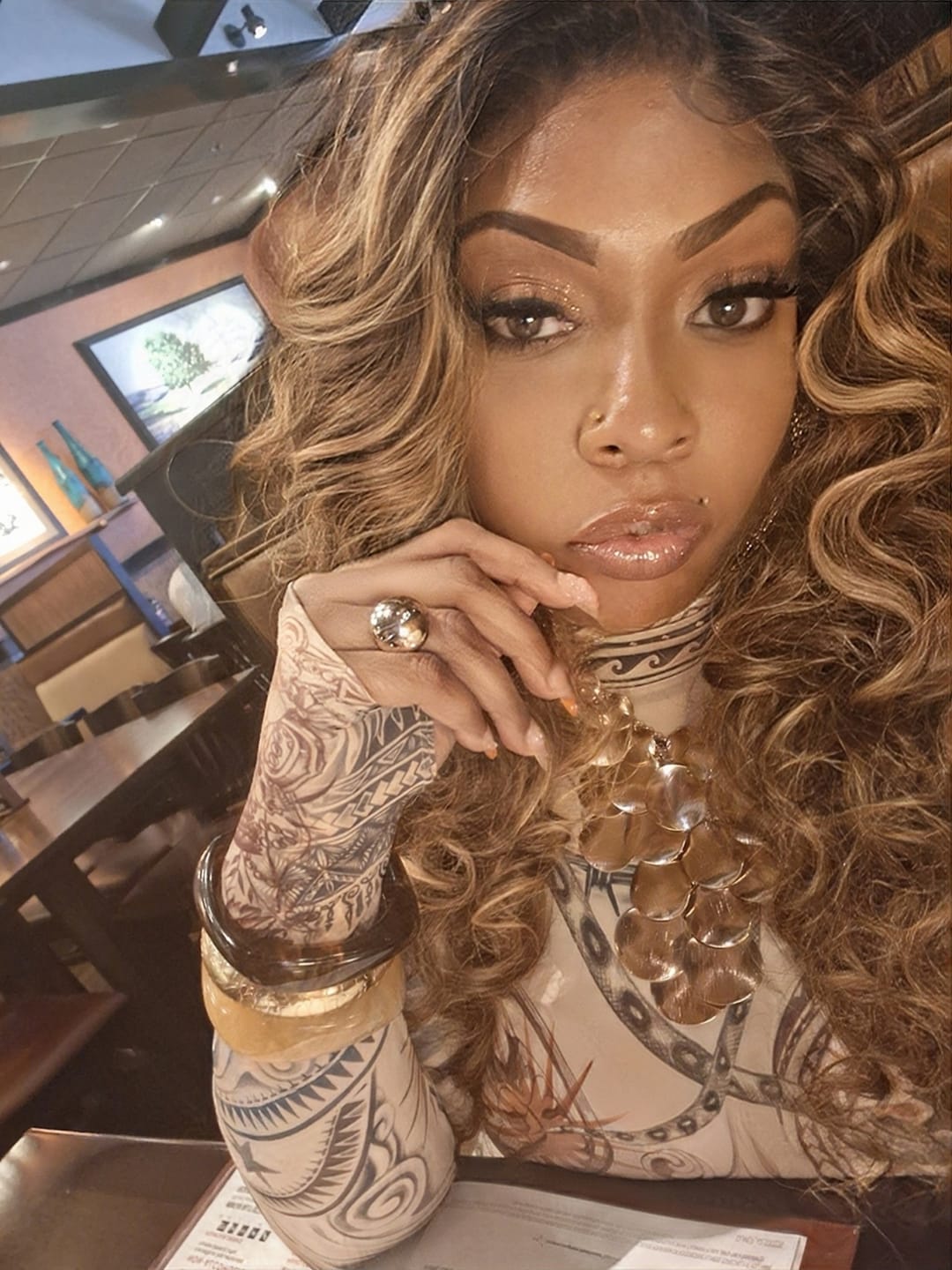Customer photo review of Sensationnel Bare Lace Glueless Human Hair Blend 100% Full Lace Wig - FULL LACE UNIT 4