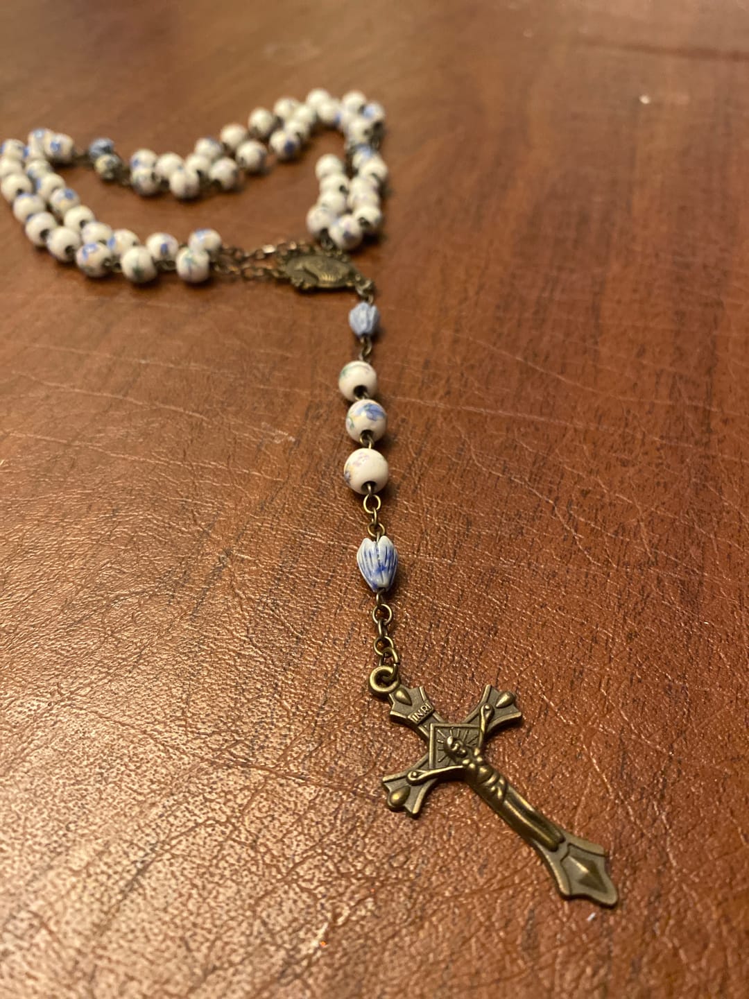Customer photo review of FREE Today: Immaculate Heart of Mary & Crucifix of 8 mm Round Blue Floral Acrylic Alloy Chain Rosary