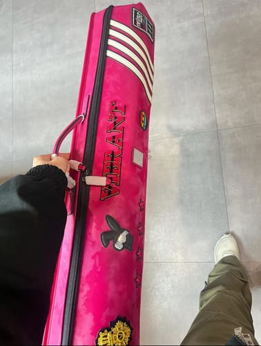 Customer photo review of Lizard Rainbow Series Cue Case 3B4S