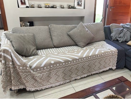 Customer photo review of Frazada Reversible 2 en 1 Cubresofá Manta Premium De Living Dormitorio Sillon 180x230cm
