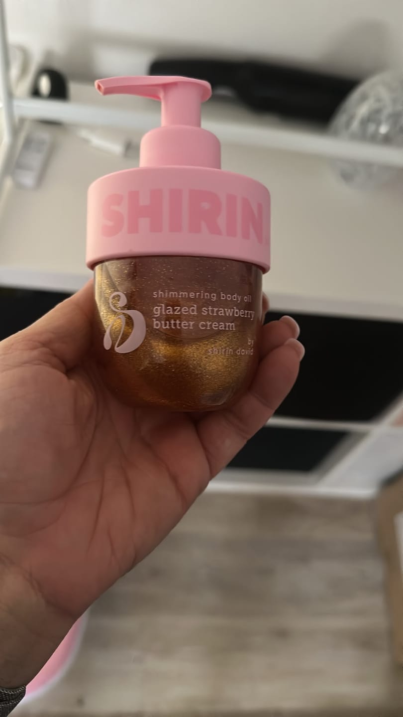 Customer photo review of Shimmering Body Oil Glazed Strawberry Butter Cream