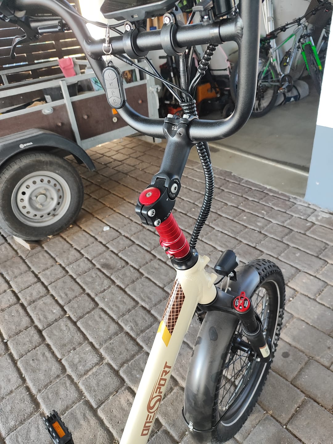 Customer photo review of Anti-Rückenschmerzen Lenkerhöhung - gesunde, schmerzfreie Sitzhaltung