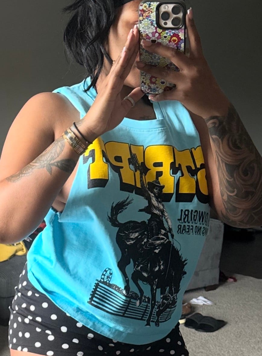 Customer photo review of COWGIRL CUTOFF VINTAGE TEE