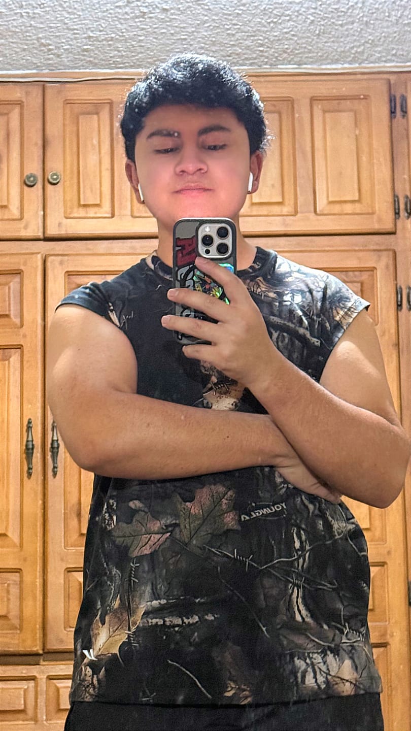 Customer photo review of 3065 - RunTech Camo Tanks