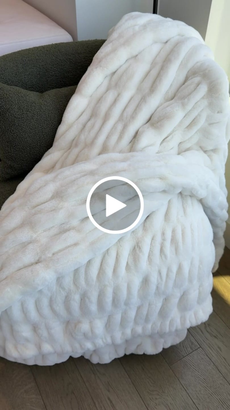 Customer video review of No. 001 Silk