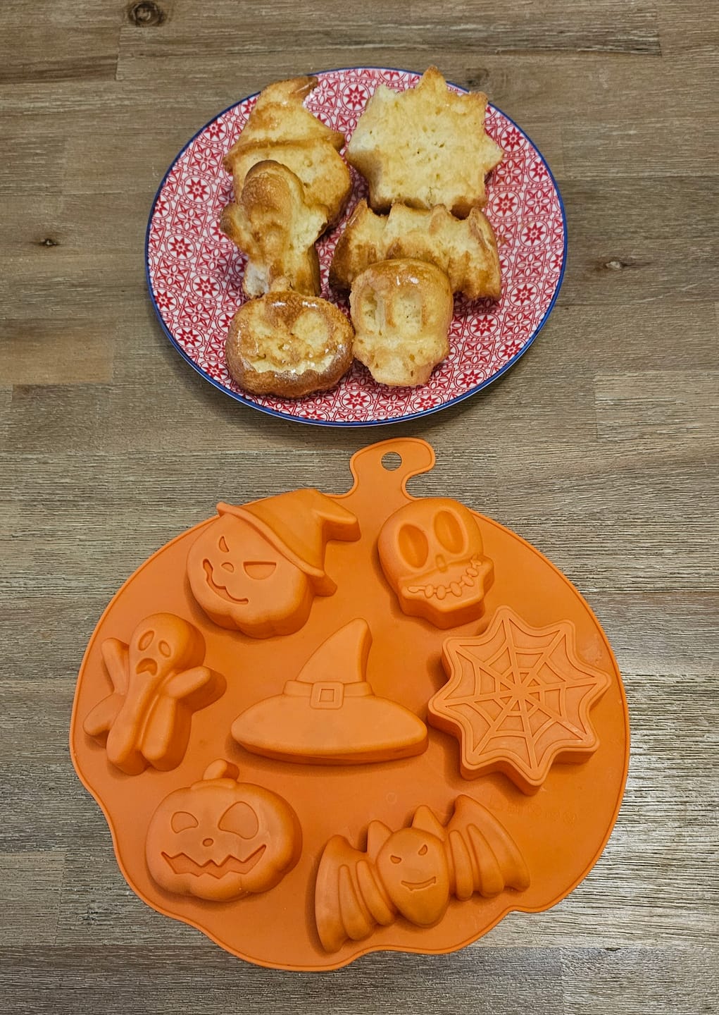 Customer photo review of Halloween Silikon Backformen mit Kürbis, Geist & Co.