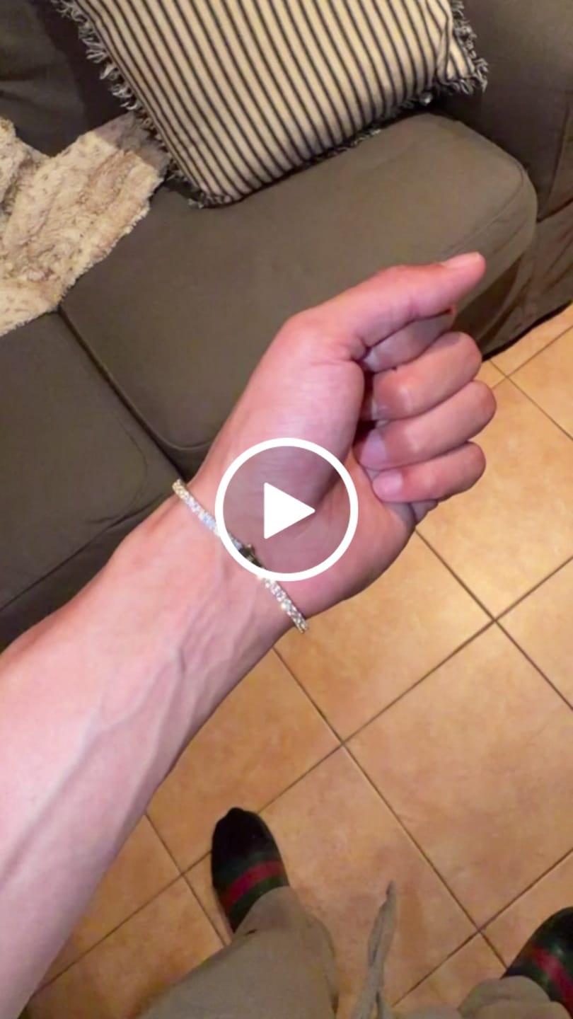 Customer video review of 5.4CT 3mm Moissanite Tennis Bracelet - 18k Gold - D Color - VVS1