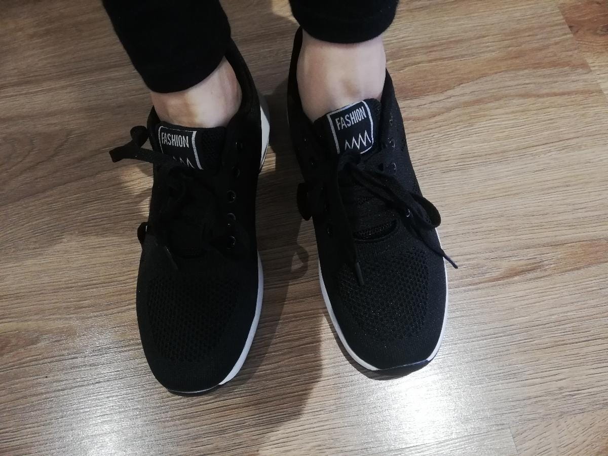 Customer photo review of OrthoCare | Comfortabele Schoenen met Luchtkussenzool