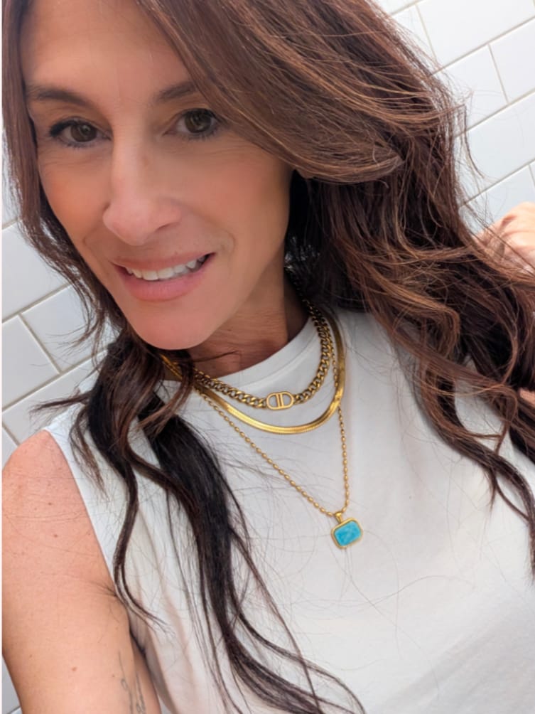 Customer photo review of Turqs + Caicos Stone Necklace (5 colors)