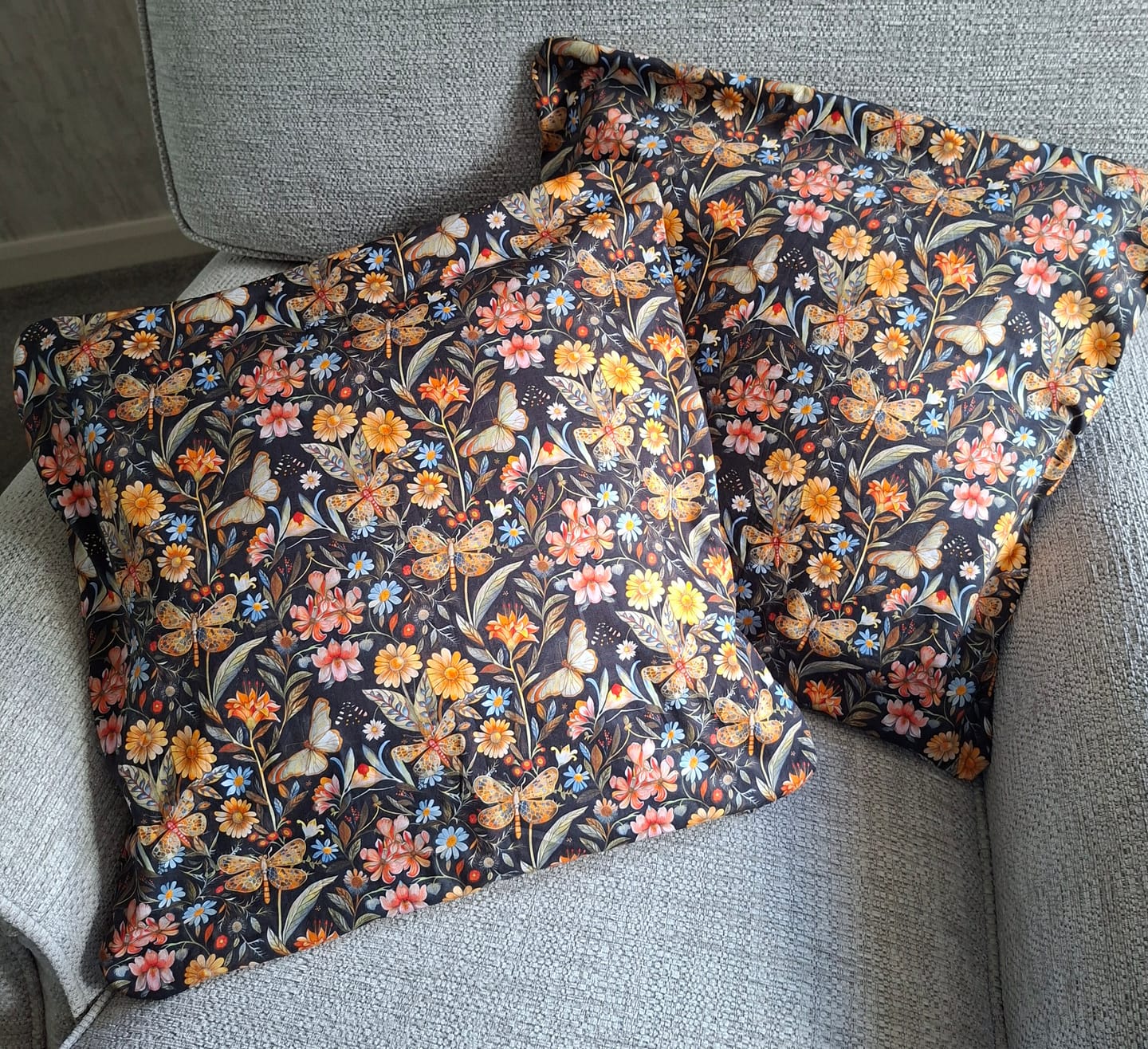 Customer photo review of Dragonfly Bloom Rose & Hubble Cotton Poplin Fabric