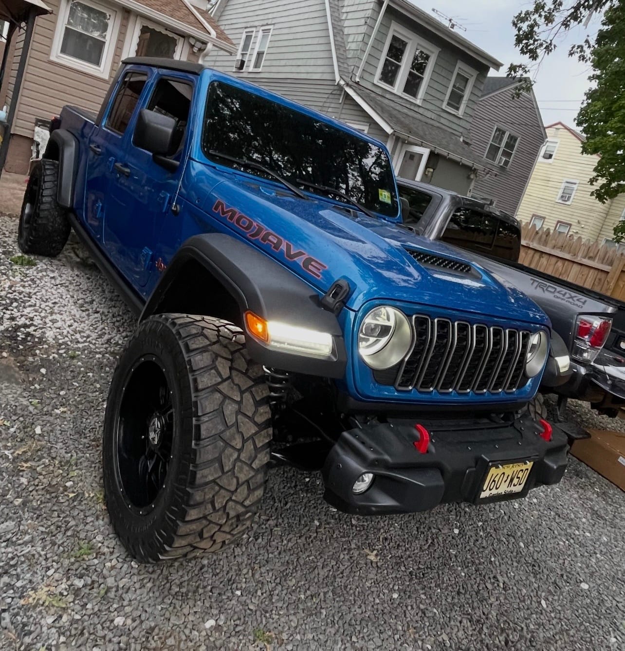 Customer photo review of Custom Paint Matched Front Grille – Refreshed Style fits Jeep Wrangler JL/ Gladiator JT