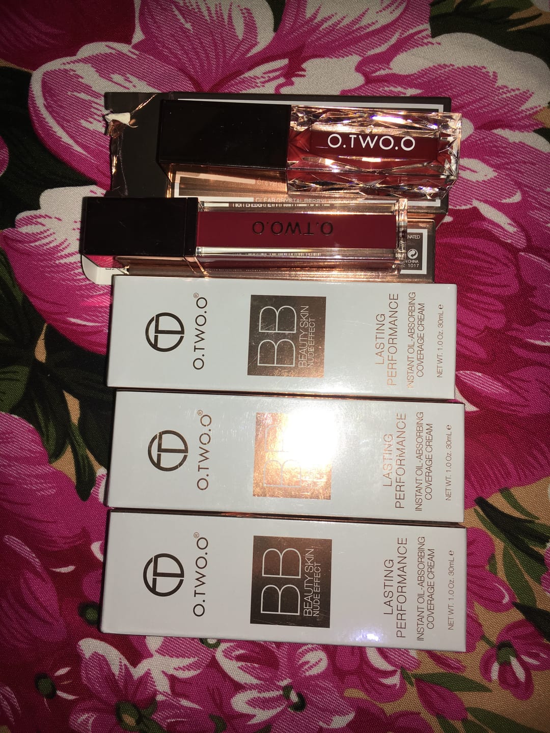 Customer photo review of O.TWO.O BEAUTY SKIN NUDE EFFECT BB CREAM