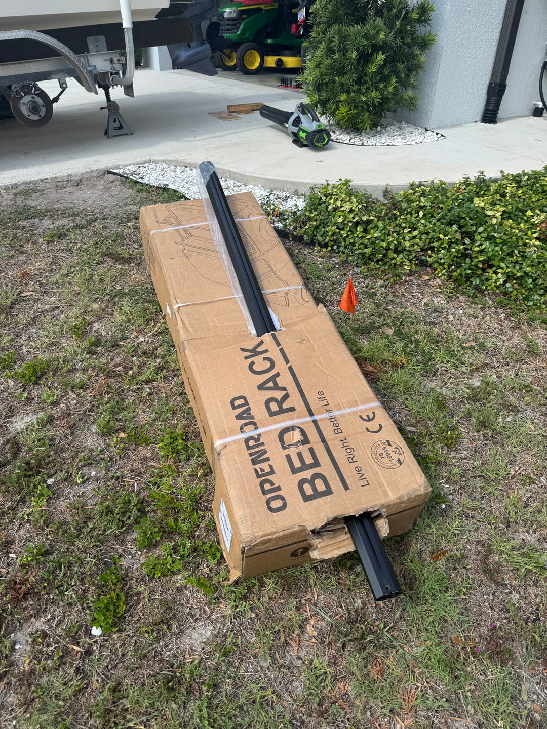 Customer photo review of OPENROAD Adjustable Bed Rack for Trucks