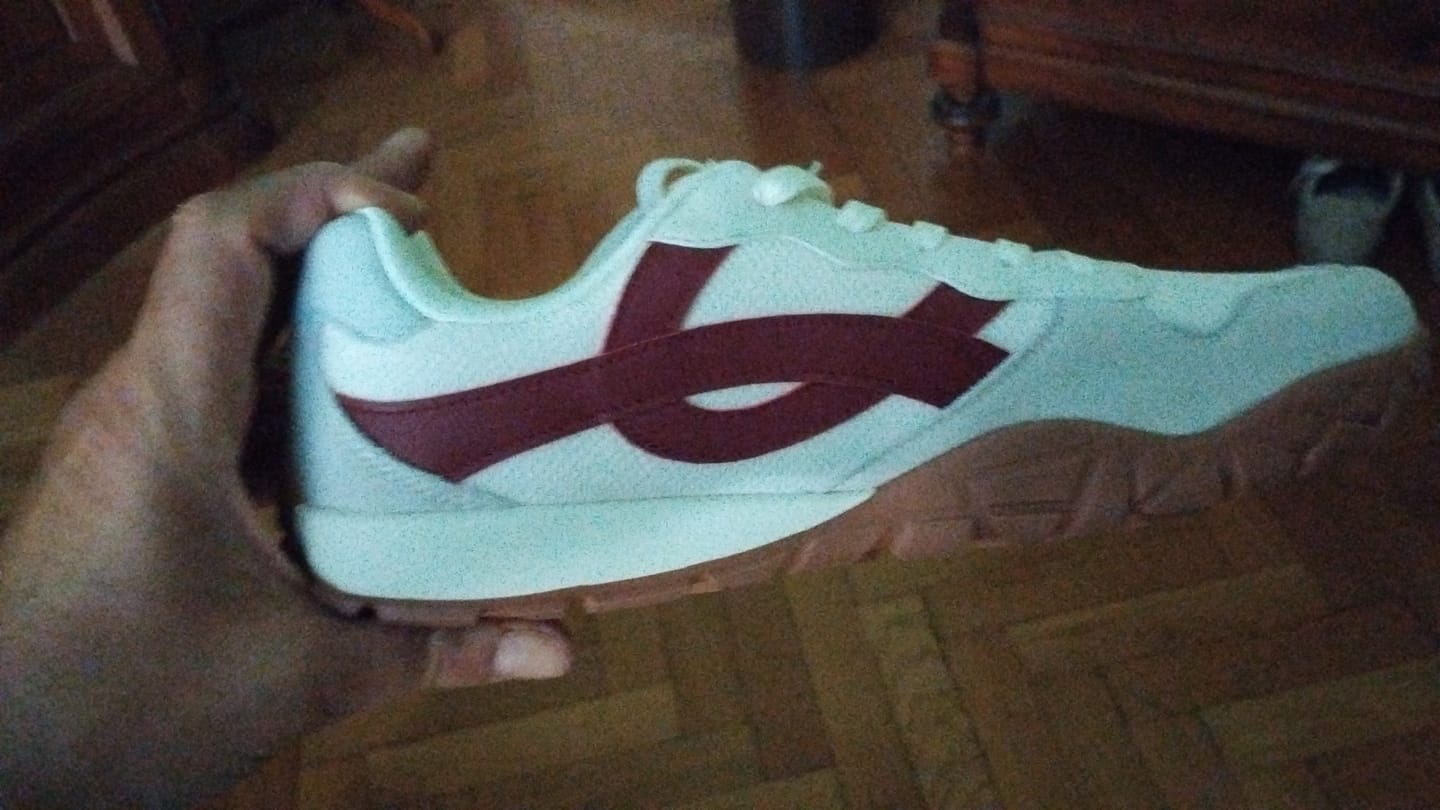 Customer photo review of Hareball - Scarpe Larghe