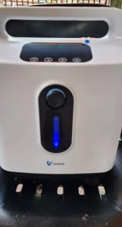 Customer photo review of VARON DF-011 |Continuous Flow Home-Use 1-8L/Min Oxygen Concentrator
