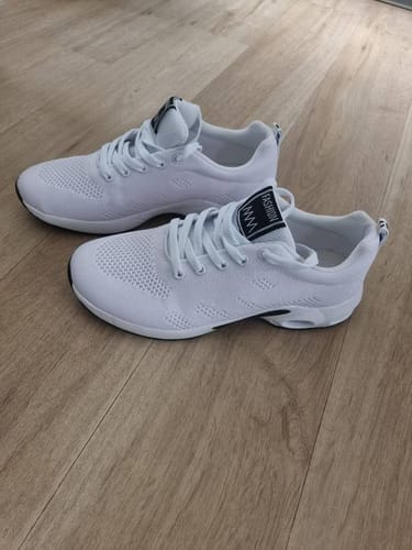 Customer photo review of OrthoCare | Comfortabele Schoenen met Luchtkussenzool