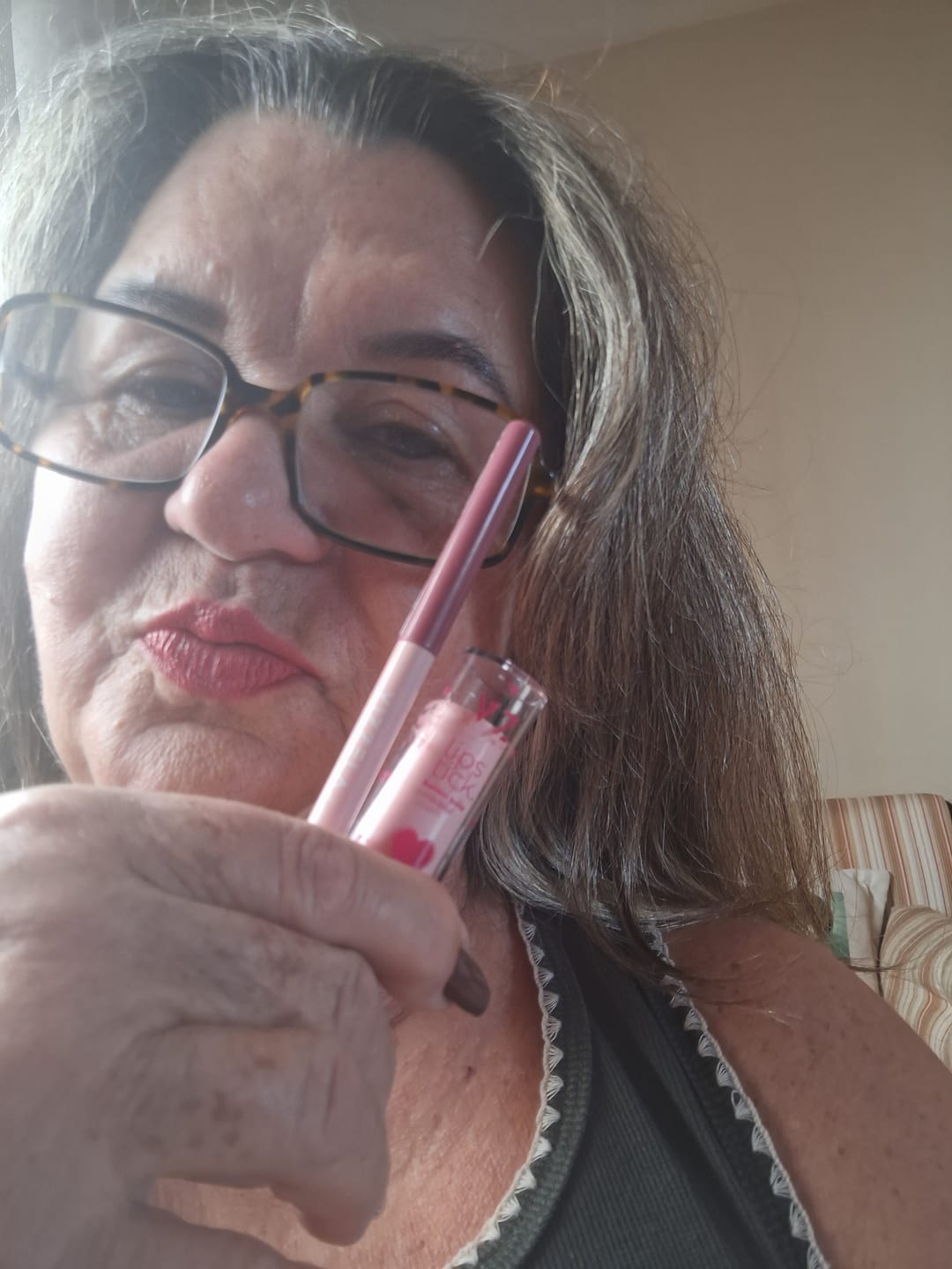 Customer photo review of Lapiseira Labial Lipliner Ela É - Vizzela