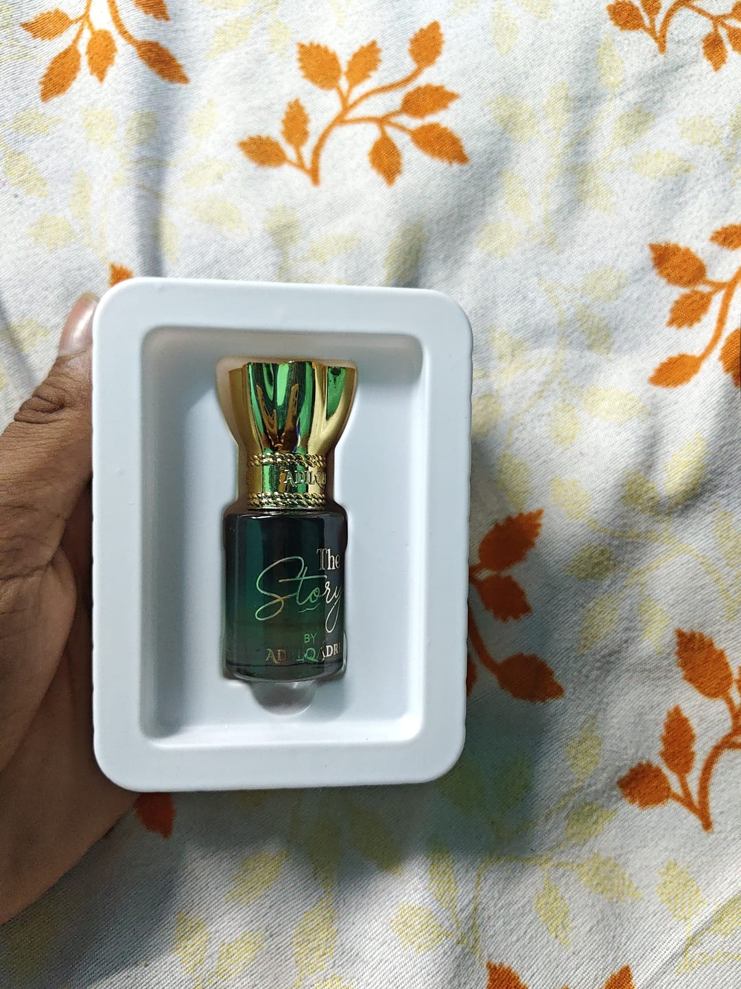 Customer photo review of The Story Luxury Attar Perfume