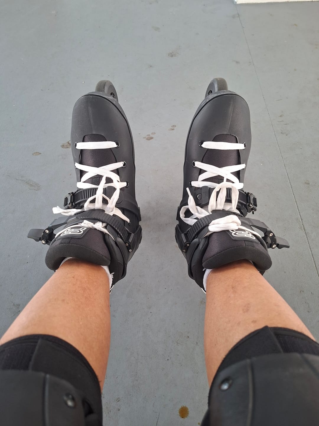 Customer photo review of FR Neo 2 80 Black Skates