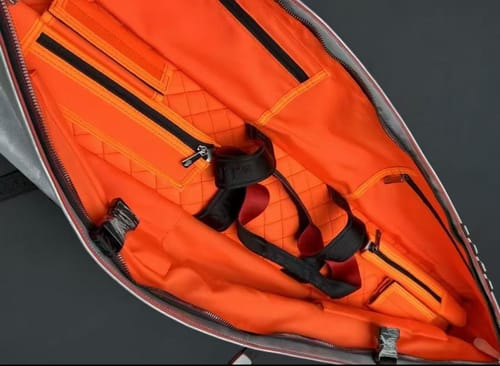 Customer photo review of Lizard Rainbow Series Cue Case 3B4S