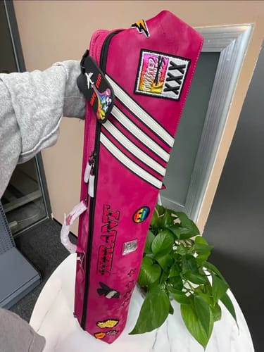 Customer photo review of Lizard Rainbow Series Cue Case 3B4S