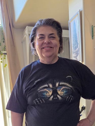 Jacquelynn B. wearing Incognito - Premium