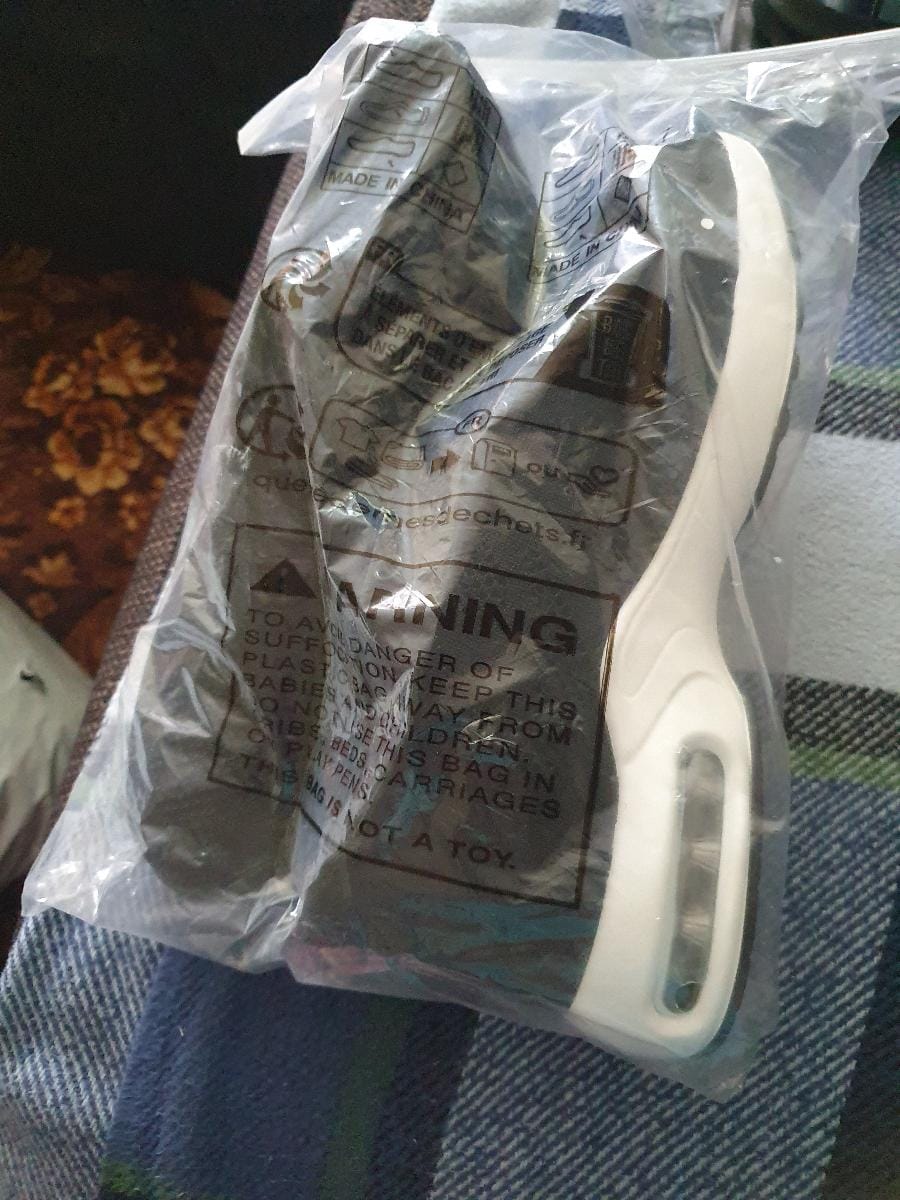 Customer photo review of OrthoCare | Comfortabele Schoenen met Luchtkussenzool